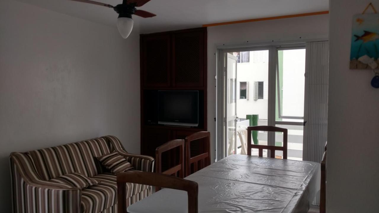 Apto Espetacular A 50 M Do Mar Em Condominio Com Piscinas Maravilhosas กัวราตูบา ภายนอก รูปภาพ