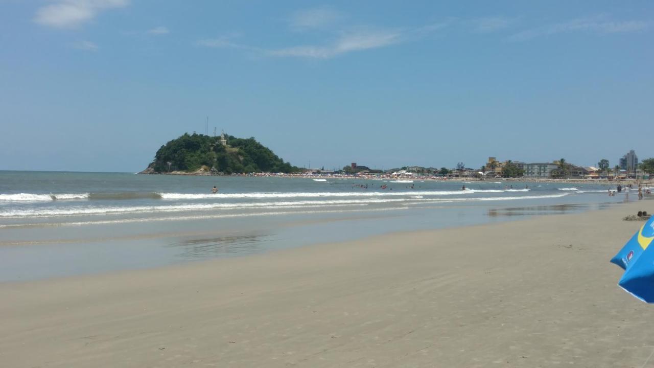 Apto Espetacular A 50 M Do Mar Em Condominio Com Piscinas Maravilhosas กัวราตูบา ภายนอก รูปภาพ